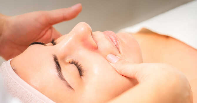 Manual Lymphatic Drainage Massage